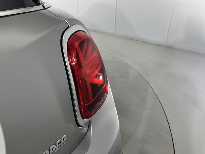 2022 (72) MINI HATCHBACK 1.5 Cooper Classic 5dr Auto 5903586