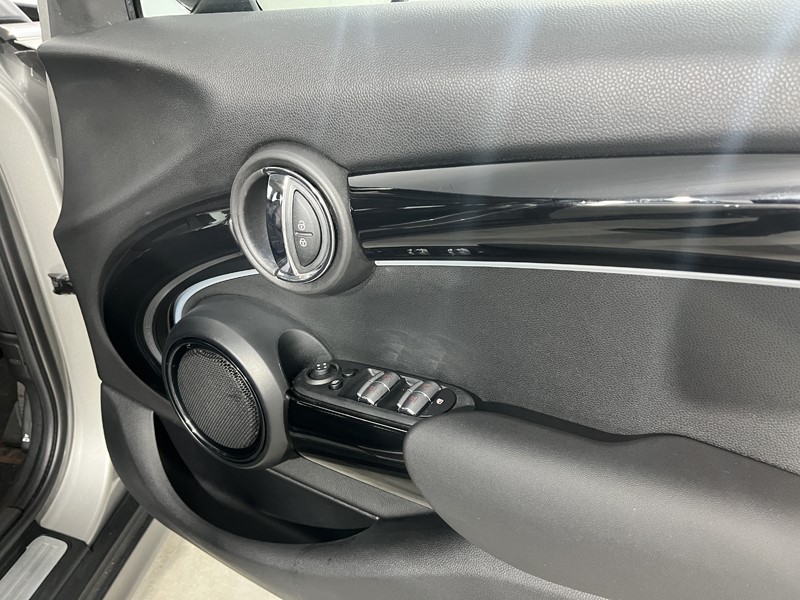 2022 (72) MINI HATCHBACK 1.5 Cooper Classic 5dr Auto 5903565
