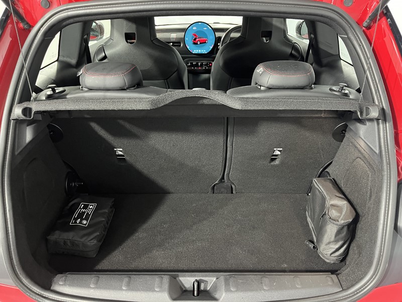 2024 (74) MINI COOPER 1.5 C Sport 3dr Auto 5898108