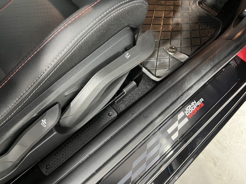 2024 (74) MINI COOPER 1.5 C Sport 3dr Auto 5898114
