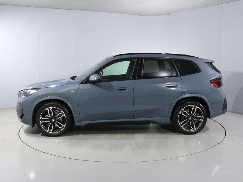 2022 (72) BMW X1 xDrive 23d MHT M Sport Premier 5dr Step Auto 5914454