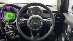 2020 (70) MINI HATCHBACK 1.5 Cooper Classic II 5dr 5898278