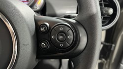 2020 (70) MINI HATCHBACK 1.5 Cooper Classic II 5dr 5898295