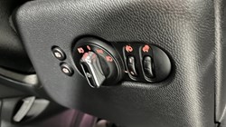 2020 (70) MINI HATCHBACK 1.5 Cooper Classic II 5dr 5898292