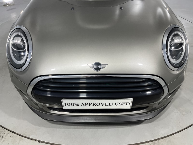 2020 (70) MINI HATCHBACK 1.5 Cooper Classic II 5dr 5898308