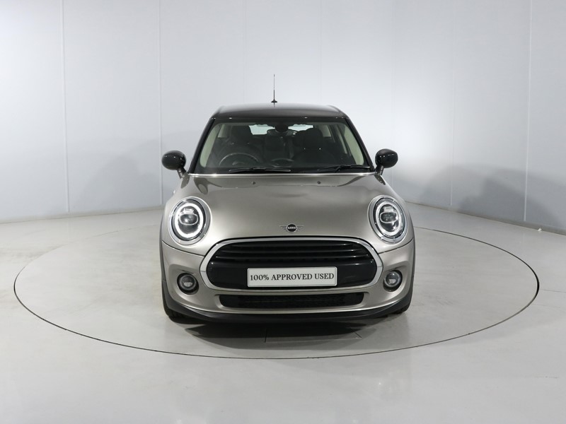 2020 (70) MINI HATCHBACK 1.5 Cooper Classic II 5dr 5898289