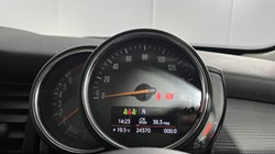 2020 (70) MINI HATCHBACK 1.5 Cooper Classic II 5dr 5898282