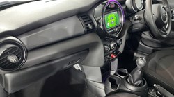 2020 (70) MINI HATCHBACK 1.5 Cooper Classic II 5dr 5898280