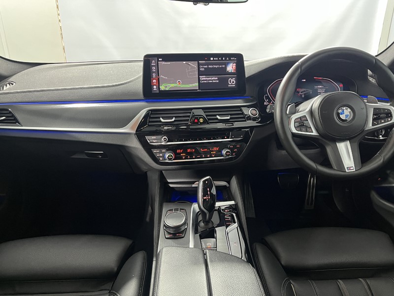 2023 (73) BMW 5 SERIES 520d MHT M Sport 5dr Step Auto 5902889