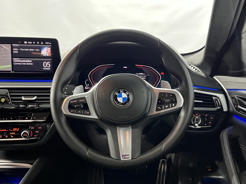 2023 (73) BMW 5 SERIES 520d MHT M Sport 5dr Step Auto 5902890