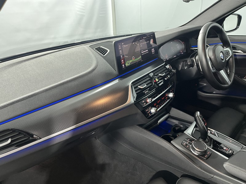 2023 (73) BMW 5 SERIES 520d MHT M Sport 5dr Step Auto 5902892