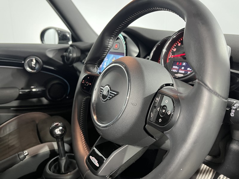 2022 (71) MINI HATCHBACK 2.0 John Cooper Works 3dr 5904522