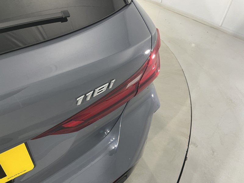 2021 (21) BMW 1 SERIES 118i [136] M Sport 5dr 5909945