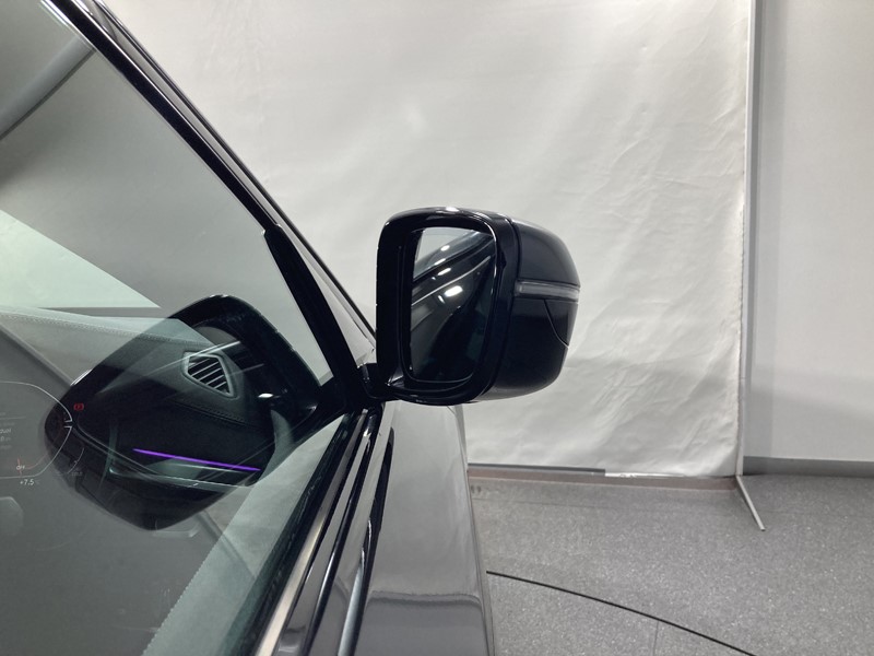 2022 (22) BMW 5 SERIES 520i MHT M Sport 4dr Step Auto 5923317