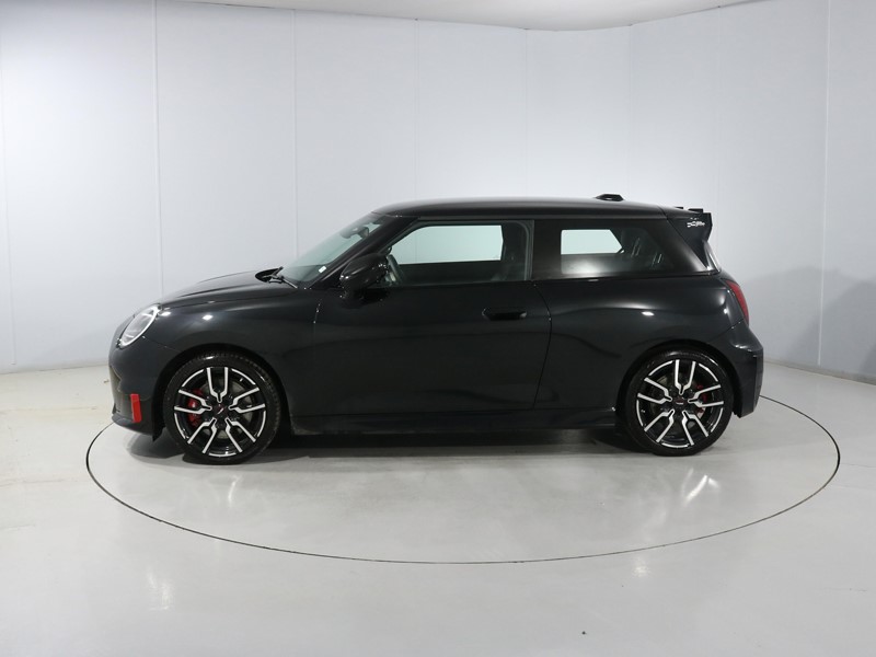 2025 (75) MINI COOPER 190kW John Cooper Works 54kWh 3dr Auto 5920180