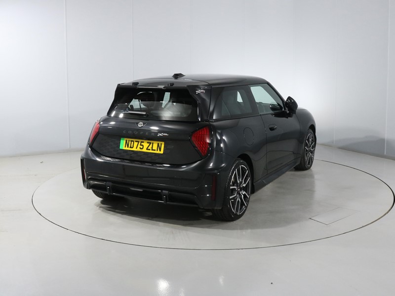 2025 (75) MINI COOPER 190kW John Cooper Works 54kWh 3dr Auto 5920179
