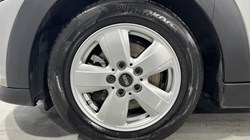 2023 (73) MINI HATCHBACK 1.5 Cooper Classic Premium 5dr Auto 5932169