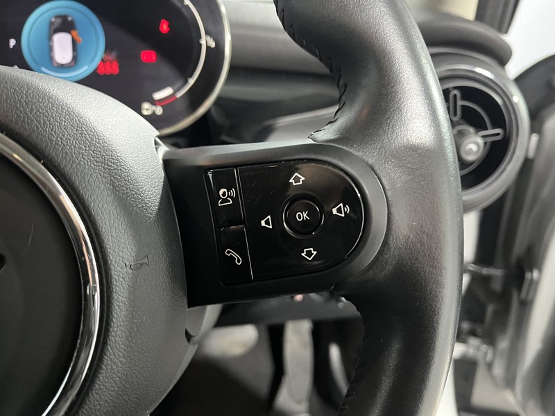 2023 (73) MINI HATCHBACK 1.5 Cooper Classic Premium 5dr Auto 5932178