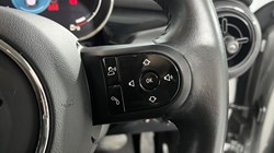 2023 (73) MINI HATCHBACK 1.5 Cooper Classic Premium 5dr Auto 5932178