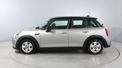 2023 (73) MINI HATCHBACK 1.5 Cooper Classic Premium 5dr Auto 5932200
