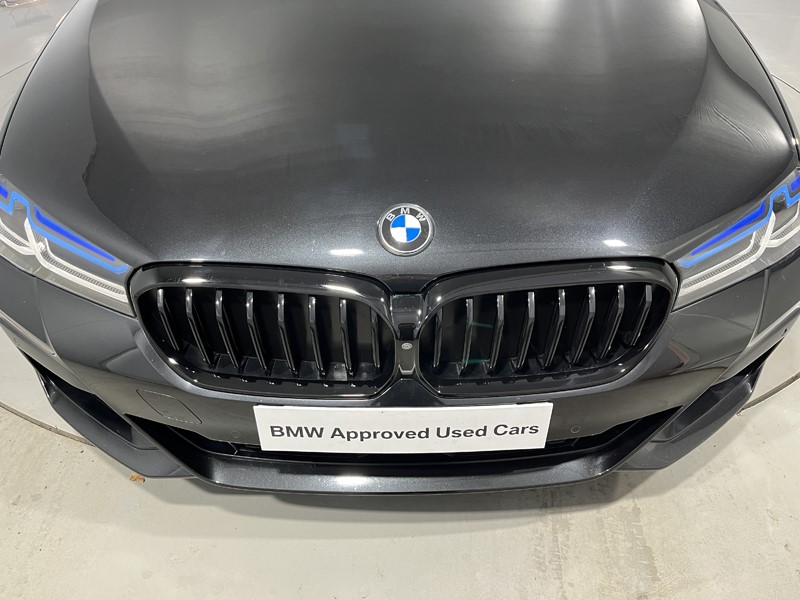 2022 (71) BMW 5 SERIES M550i xDrive 4dr Auto 5920026
