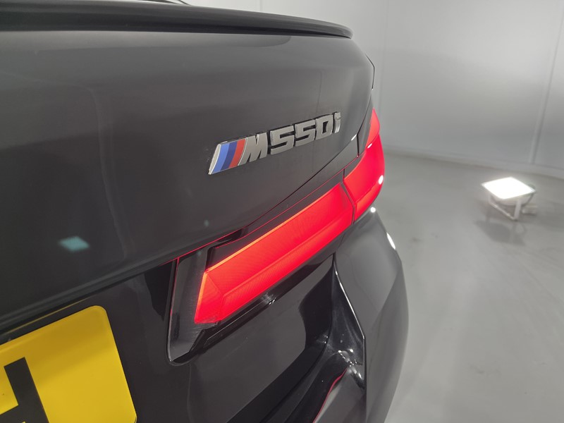 2022 (71) BMW 5 SERIES M550i xDrive 4dr Auto 5920030