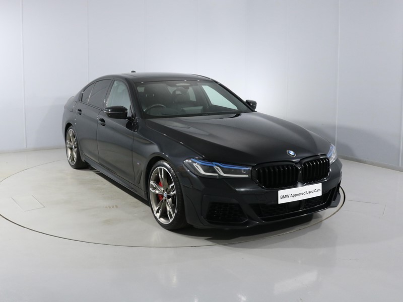 2022 (71) BMW 5 SERIES M550i xDrive 4dr Auto
