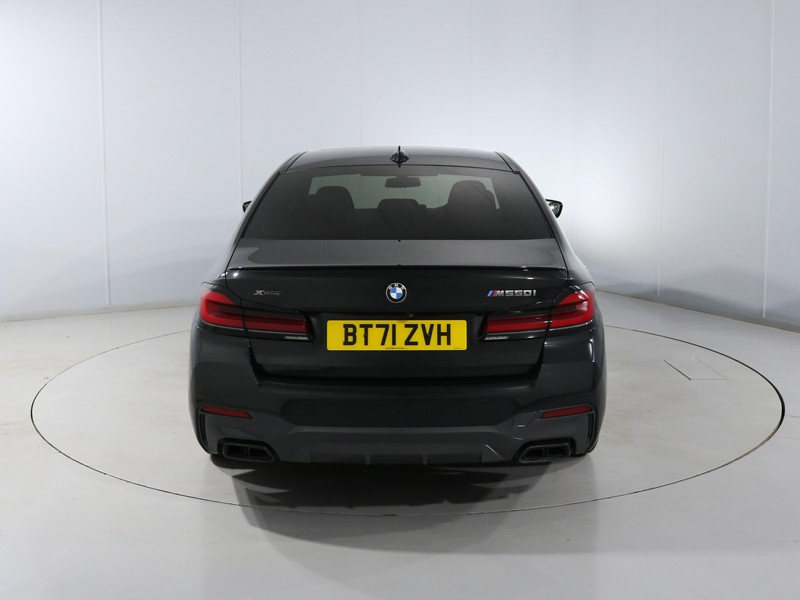 2022 (71) BMW 5 SERIES M550i xDrive 4dr Auto 5919995