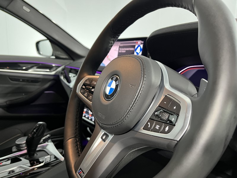 2022 (71) BMW 5 SERIES M550i xDrive 4dr Auto 5920004