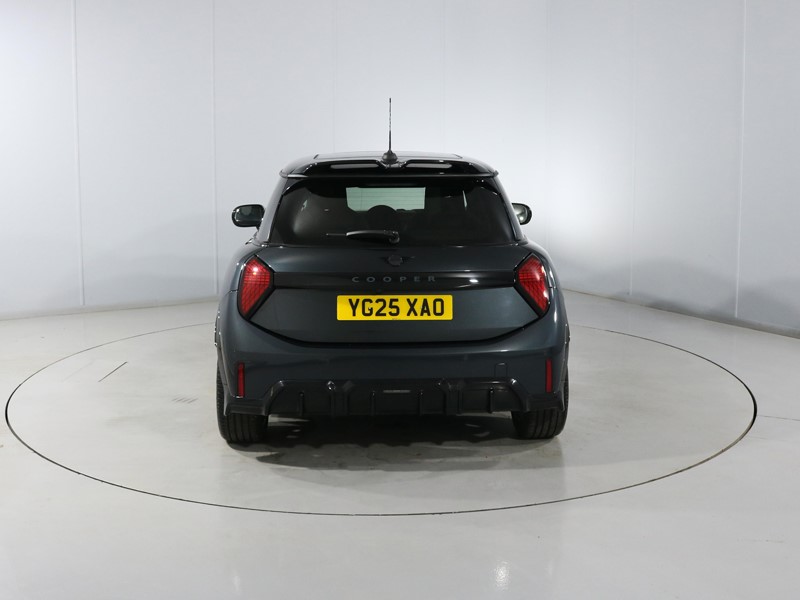 2025 (25) MINI COOPER 1.5 C Sport 3dr Auto 5920354
