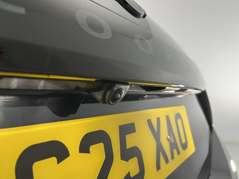 2025 (25) MINI COOPER 1.5 C Sport 3dr Auto 5920382
