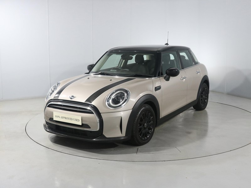 2021 (71) MINI HATCHBACK 1.5 Cooper Classic 5dr 5952384