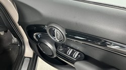 2021 (71) MINI HATCHBACK 1.5 Cooper Classic 5dr 5952364
