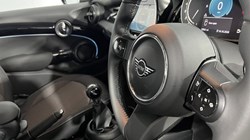 2021 (71) MINI HATCHBACK 1.5 Cooper Classic 5dr 5952366