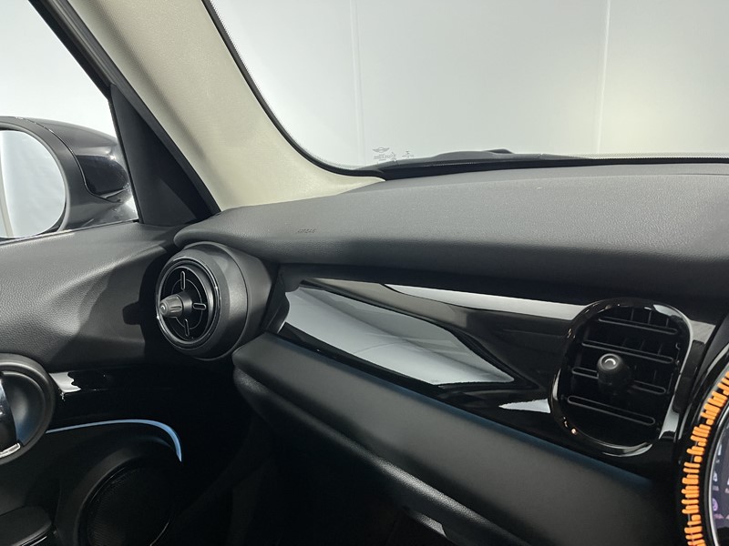 2021 (71) MINI HATCHBACK 1.5 Cooper Classic 5dr 5952370