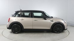 2021 (71) MINI HATCHBACK 1.5 Cooper Classic 5dr 5952347