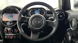 2021 (71) MINI HATCHBACK 1.5 Cooper Classic 5dr 5952349