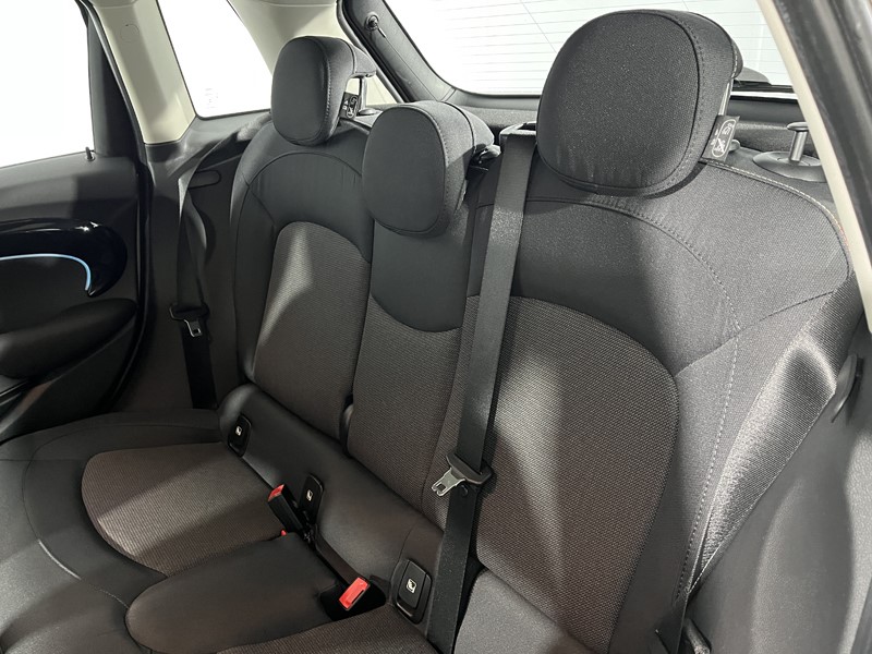 2021 (71) MINI HATCHBACK 1.5 Cooper Classic 5dr 5952356