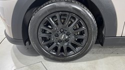 2021 (71) MINI HATCHBACK 1.5 Cooper Classic 5dr 5952358