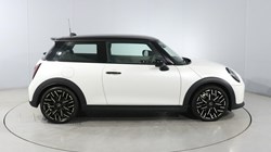 2024 (74) MINI COOPER 2.0 S Exclusive 3dr Auto 5942193