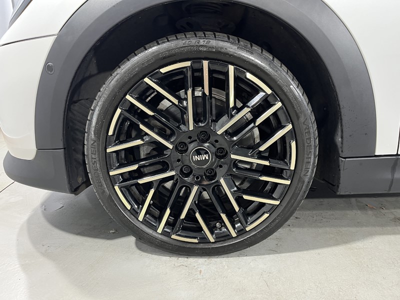 2024 (74) MINI COOPER 2.0 S Exclusive 3dr Auto 5942204