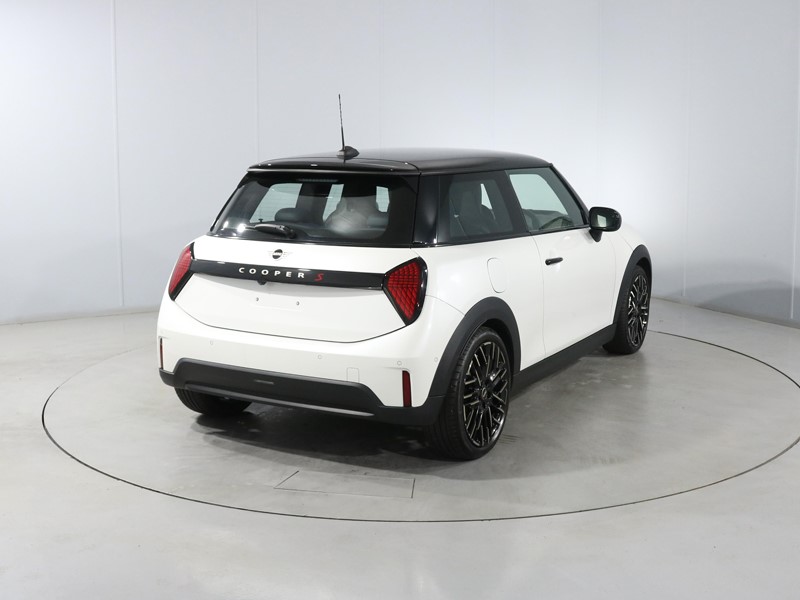 2024 (74) MINI COOPER 2.0 S Exclusive 3dr Auto 5942233