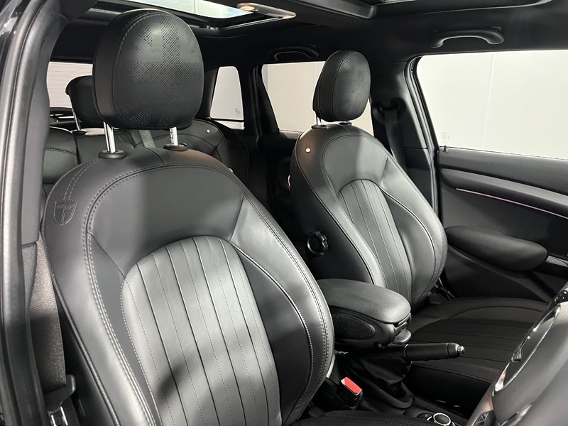 2023 (23) MINI HATCHBACK 2.0 Cooper S Exclusive Premium Plus 5dr Auto 5942017
