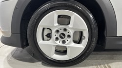 2024 (24) MINI COOPER 1.5 C Classic 3dr Auto 5942165