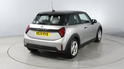 2024 (24) MINI COOPER 1.5 C Classic 3dr Auto 5942189