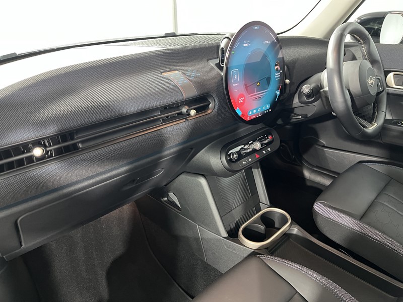 2024 (24) MINI COOPER 1.5 C Classic 3dr Auto 5942158