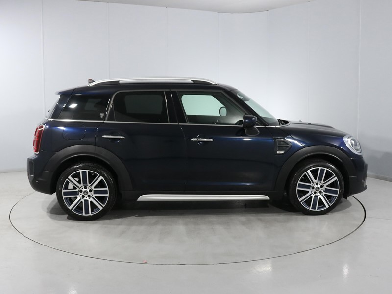 2022 (72) MINI COUNTRYMAN 1.5 Cooper Exclusive 5dr Auto 5936516