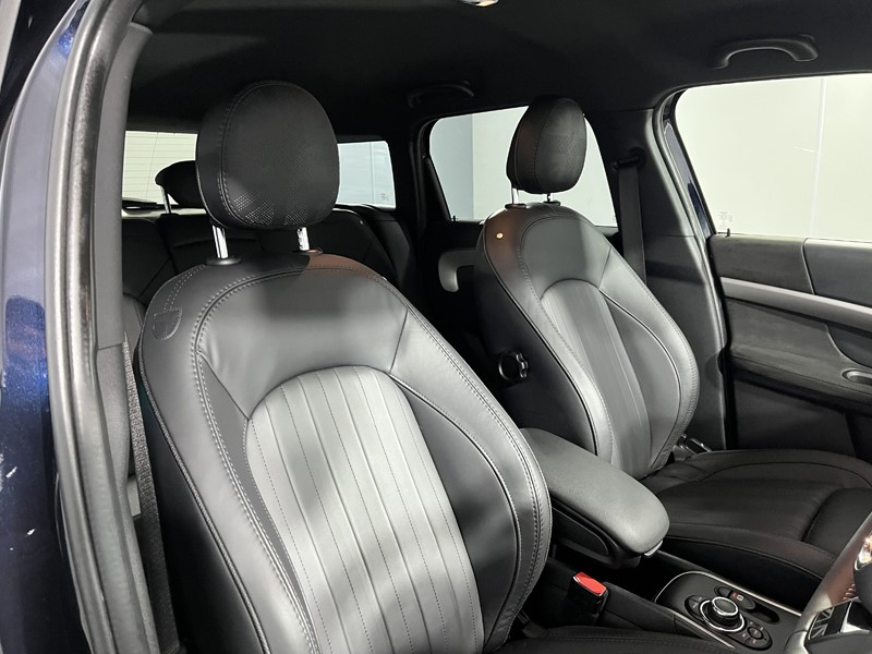 2022 (72) MINI COUNTRYMAN 1.5 Cooper Exclusive 5dr Auto 5936524