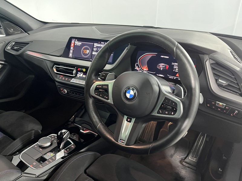 2023 (73) BMW 1 SERIES M135i xDrive 5dr Step Auto 5990489