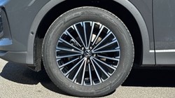 VOLKSWAGEN TIGUAN 1.5 eTSI Match 5dr DSG 5353865